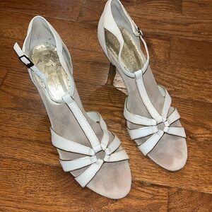 Aerosoles Heels Size 8.5